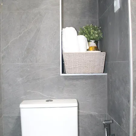 Fantastico Junto A La Estacion Apartment *